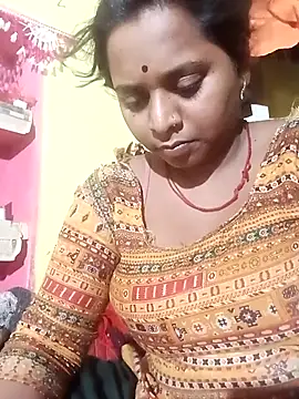 Hot crety online show from 04.22.26