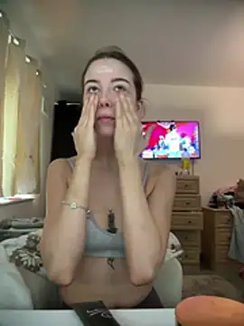 DanielleBabe online show from 03.18.26