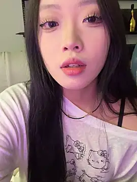 Snapshot of tuzi5201314 chatting on 12.02.25 tuzi5201314 online show from 12.02.25