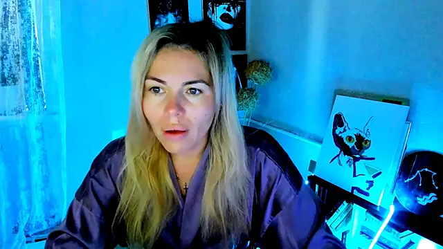 LoraBoyar online show from 07.08.26