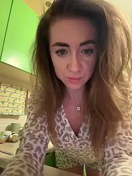 MarinaDiva11 74 online show from 10.28.25