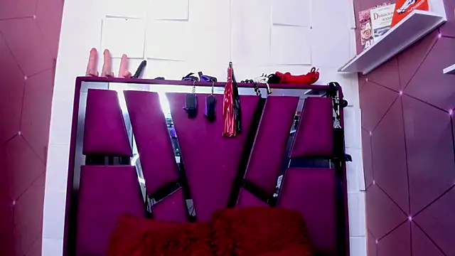 Snapshot of Asshley_sky chatting on 11.28.25 Asshley sky online show from 11.28.25