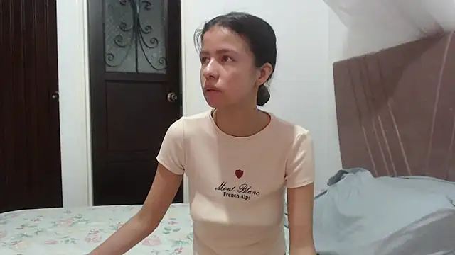 nathaly jones  online show from 02.01.26