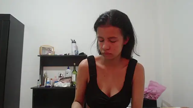 Snapshot of nathaly_jones_ chatting on 05.28.26 nathaly jones online show from 05.28.26