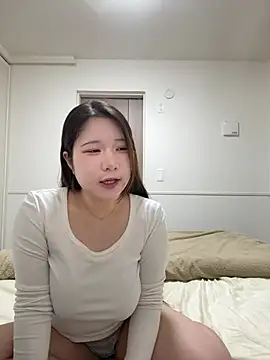 Snapshot of _YUNOo0_ chatting on 05.13.26 YUNOo0 online show from 05.13.26
