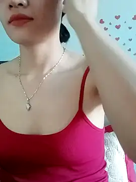 Snapshot of Hinna_x chatting on 06.25.26 Hinna x online show from 06.25.26