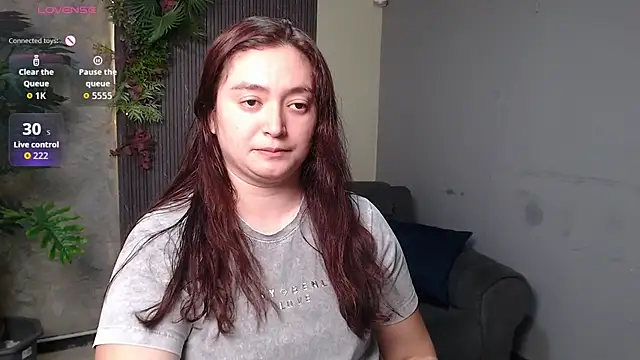 Snapshot of Anaa_Rose chatting on 07.14.26 Anaa Rose online show from 07.14.26
