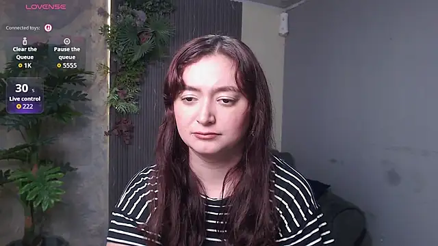 Snapshot of Anaa_Rose chatting on 07.18.26 Anaa Rose online show from 07.18.26