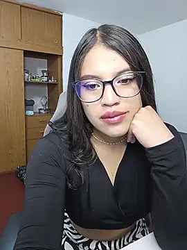 asumi 18 online show from 10.08.25