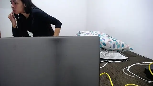 Candy Grey28 online show from 10.31.25