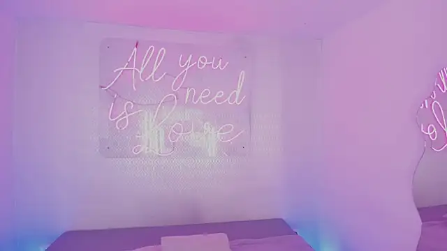 aleksandramiller  online show from 03.31.26