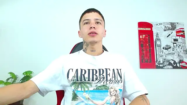 Snapshot of Cumandres18 chatting on 03.15.26 Cumandres18 online show from 03.15.26