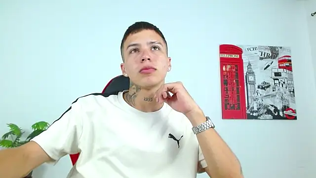 Snapshot of Cumandres18 chatting on 03.27.26 Cumandres18 online show from 03.27.26