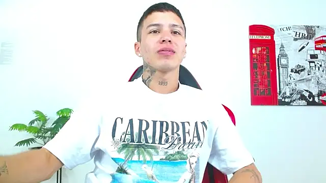 Snapshot of Cumandres18 chatting on 03.30.26 Cumandres18 online show from 03.30.26