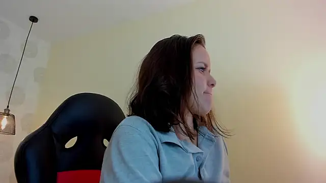 GIANAMILLER6 online show from 11.15.25