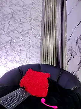catalina santana20 online show from 07.12.26