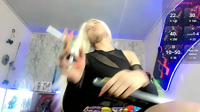 Madison Mujica online show from 10.22.25