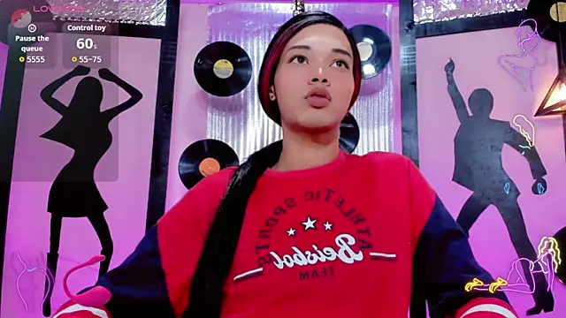 Snapshot of Madison_Mujica chatting on 02.19.26 Madison Mujica online show from 02.19.26