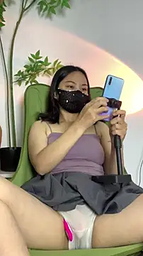 zhizhinaigai online show from 11.28.25