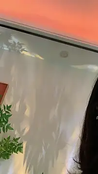 Snapshot of zhizhinaigai chatting on 02.18.26 zhizhinaigai online show from 02.18.26