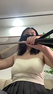 Snapshot of zhizhinaigai chatting on 02.28.26 zhizhinaigai online show from 02.28.26