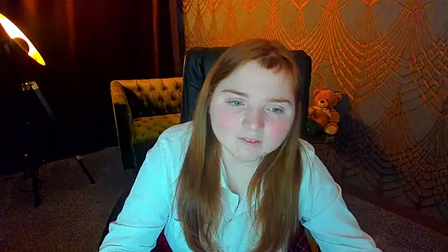 Snapshot of KattyRose8 chatting on 06.18.26 KattyRose8 online show from 06.18.26