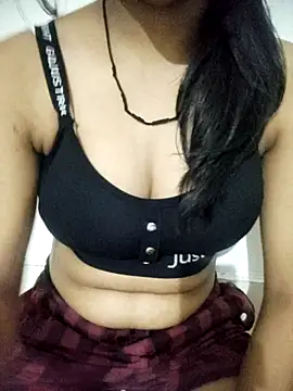 Nikita-Singh88 online show from 10.18.25