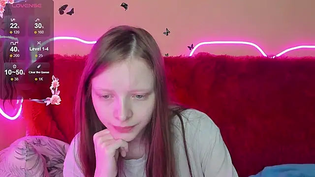 AliceHaris online show from 12.19.25