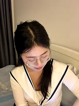Snapshot of Ella-A9 chatting on 09.24.25 Ella-A9 online show from 09.24.25