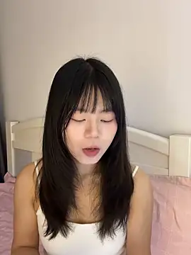 Snapshot of Ella-A9 chatting on 10.17.25 Ella-A9 online show from 10.17.25
