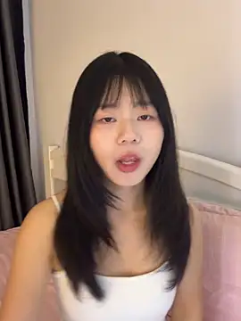 Snapshot of Ella-A9 chatting on 10.17.25 Ella-A9 online show from 10.17.25