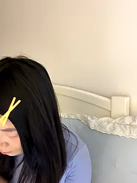 Ella-A9 online show from 10.25.25