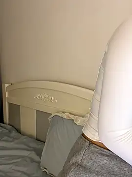 Ella-A9 online show from 10.26.25