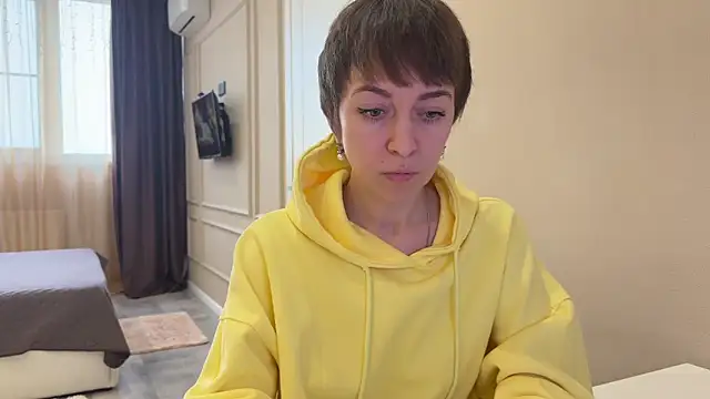 daniellia  online show from 01.13.26