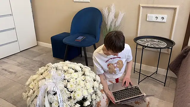 daniellia  online show from 03.15.26