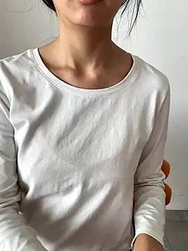 Snapshot of MengMeng0515 chatting on 11.14.25 MengMeng0515 online show from 11.14.25