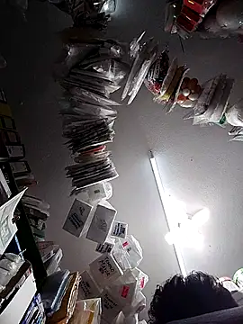 Snapshot of icpetlsjrukgwaykjrw_25 chatting on 10.29.25 icpetlsjrukgwaykjrw 25 online show from 10.29.25