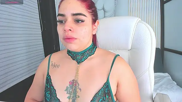 Snapshot of sunnypaytton chatting on 03.08.26 sunnypaytton online show from 03.08.26