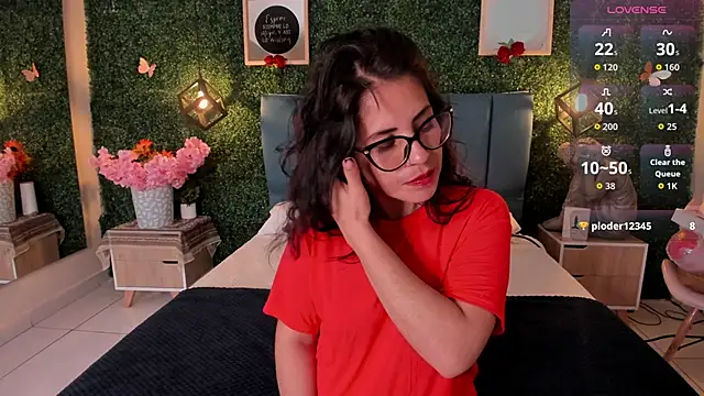 Linagh  online show from 09.13.25