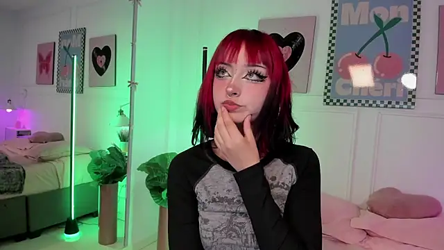 Snapshot of Zoe_Lynch_ chatting on 06.03.26 Zoe Lynch online show from 06.03.26