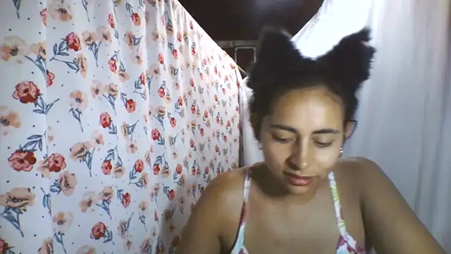 Anabelhotxx16 online show from 10.11.25