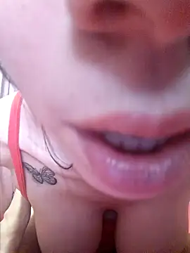 Tuconejita23 online show from 10.05.25