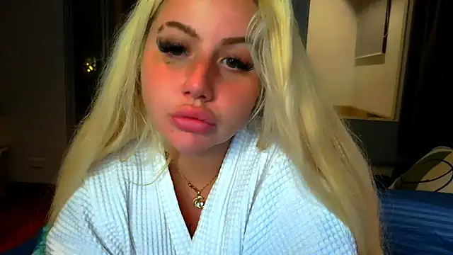 TiaDoll online show from 11.15.25