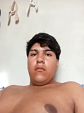 Snapshot of negritovergudo05 chatting on 11.27.25 negritovergudo05 online show from 11.27.25