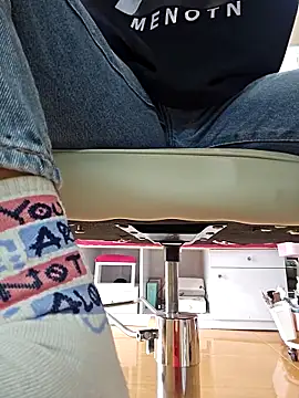 Nail Yummy online show from 11.28.25