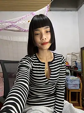 andymi1 online show from 10.17.25