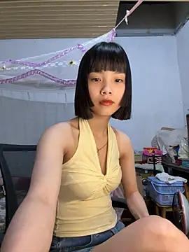 Snapshot of andymi1 chatting on 04.07.26 andymi1 online show from 04.07.26