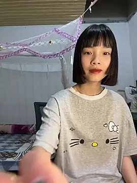 Snapshot of andymi1 chatting on 04.10.26 andymi1 online show from 04.10.26