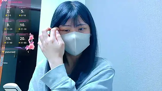 Snapshot of 0p-saki-p0 chatting on 05.15.26 0p-saki-p0 online show from 05.15.26