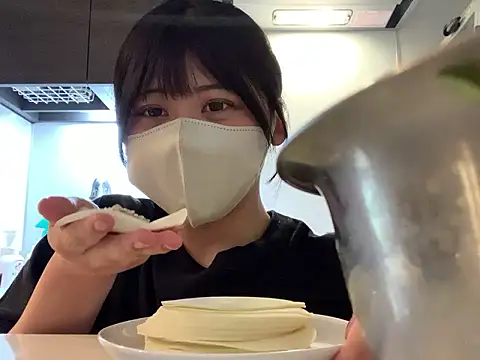 Snapshot of 0p-saki-p0 chatting on 05.16.26 0p-saki-p0 online show from 05.16.26